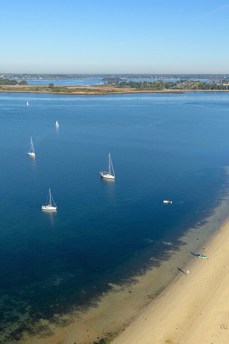 Frankreich,Morbihan,Ile-d'Arz,Luftaufnahme des Golfs von Morbihan und der Insel Ilur