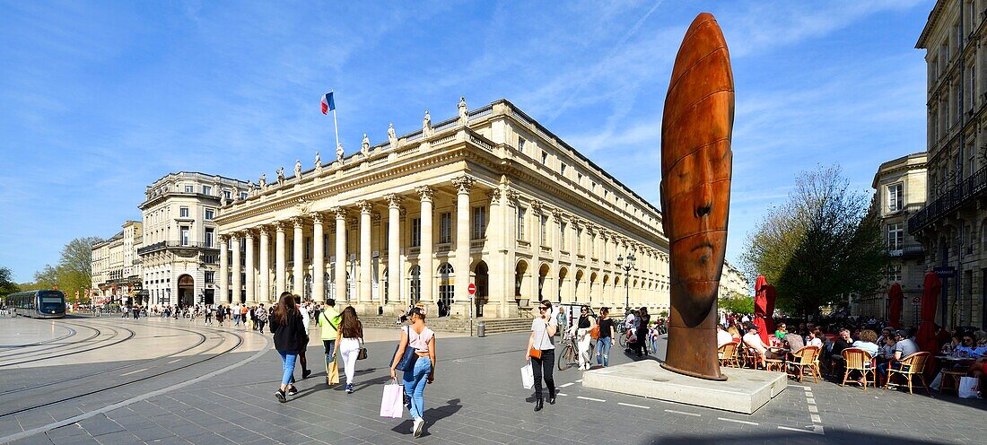 France,Gironde,Bordeaux,area classified as World Heritage,le Triangle d'Or,Quinconces district,Place de la Comédie,Sanna,the statue of Jaume Plensa and the National Opera of Bordeaux or Grand Theatre,built by the architect Victor Louis from 1773 to 1780