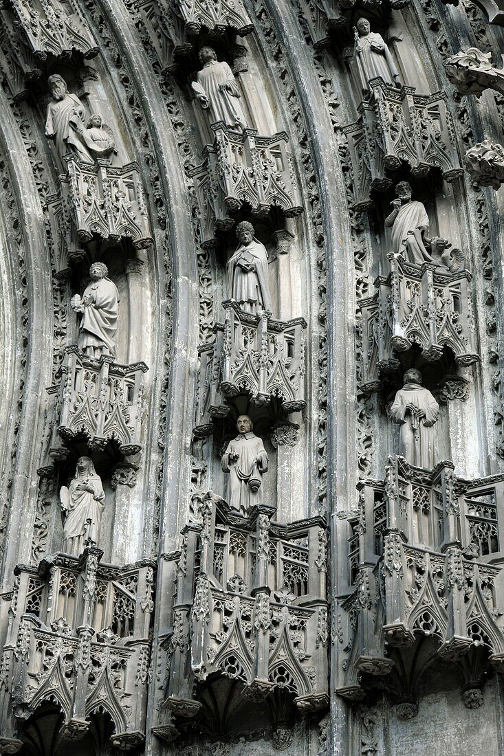 France,Indre et Loire,Tours,Saint Gatien cathedral,western facade,central portal,arches,statues