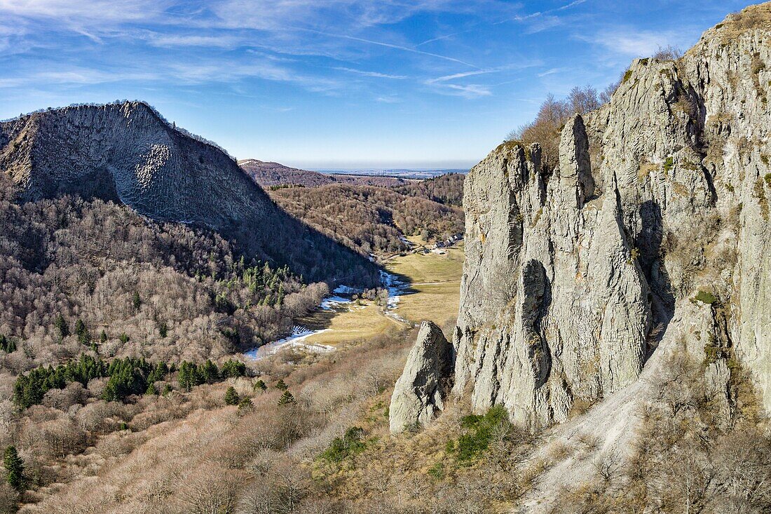 France,Puy de Dome,Orcival,Regional Natural Park of the Auvergne Volcanoes,Monts Dore,Sanadoire rock,volcanic pipes (aerial view)