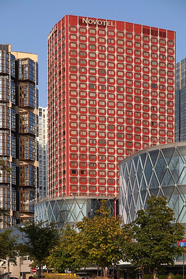 France,Paris,Buildings of Front de Seine,Beaugrenelle shopping center by Valode et Pistre architect firm