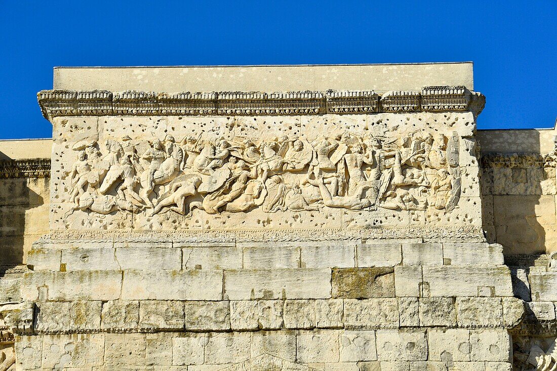 France,Vaucluse,Orange Avenue Marechal de Lattre Tassiny,Arc de Triomphe,historical monument