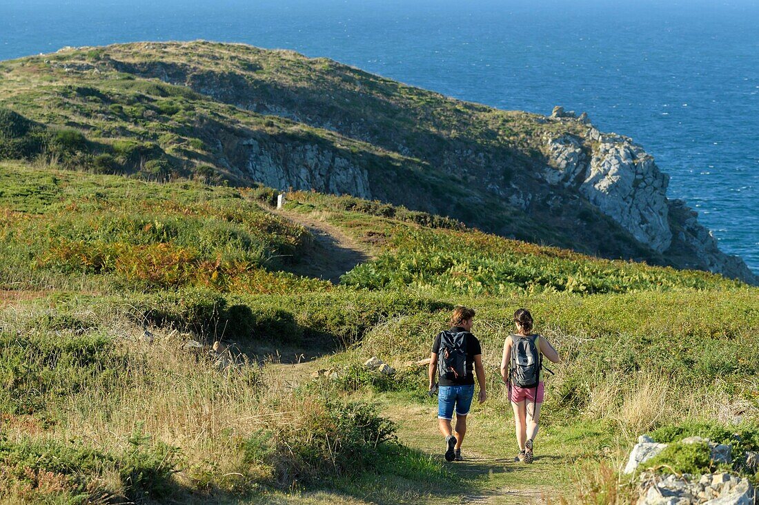 Frankreich,Finistere,Cleden Cap Sizun,der GR34 an der Nordküste von Cap Sizun