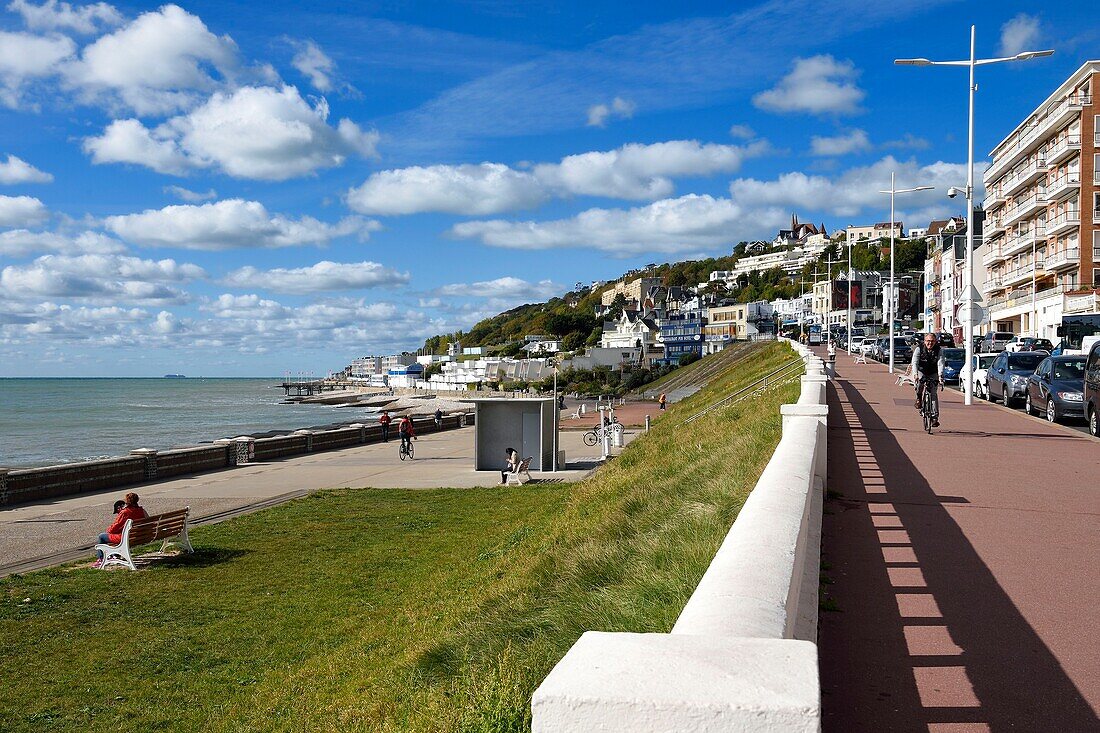 France,Seine Maritime,Le Havre,Boulevard Albert 1er along the beach and the hill of Sainte Adresse in background