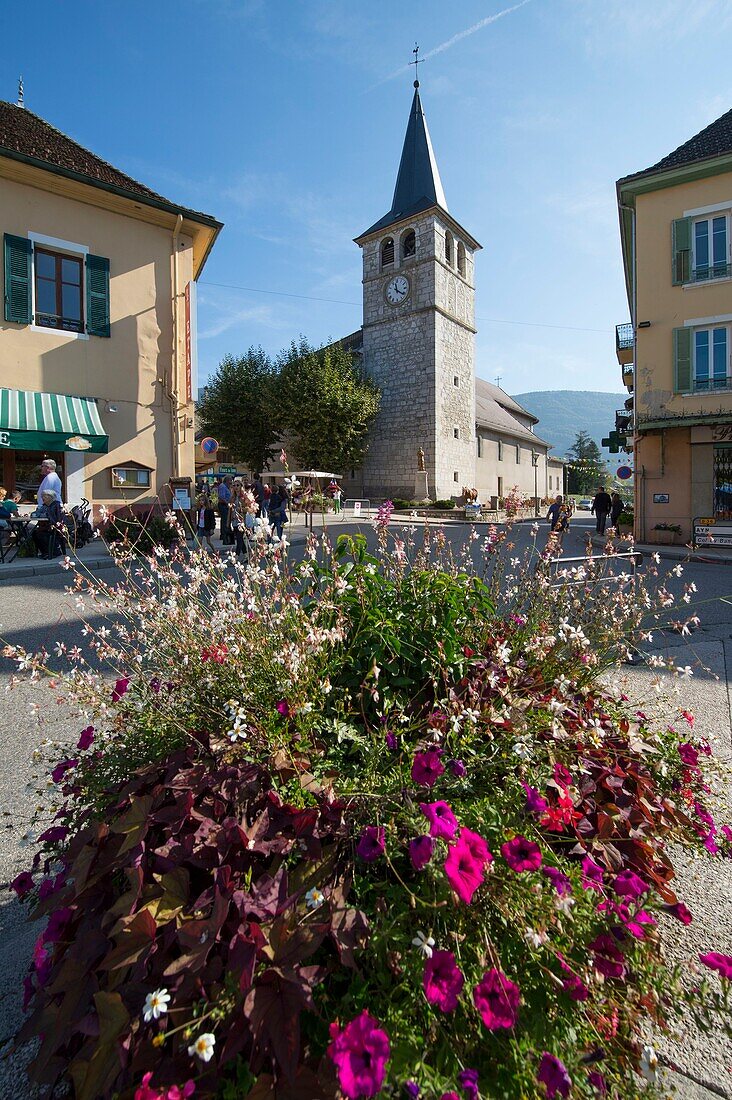France,Savoie,before Savoyard country,the village of Novalaise hosts a very old market on Sunday morning in the village center