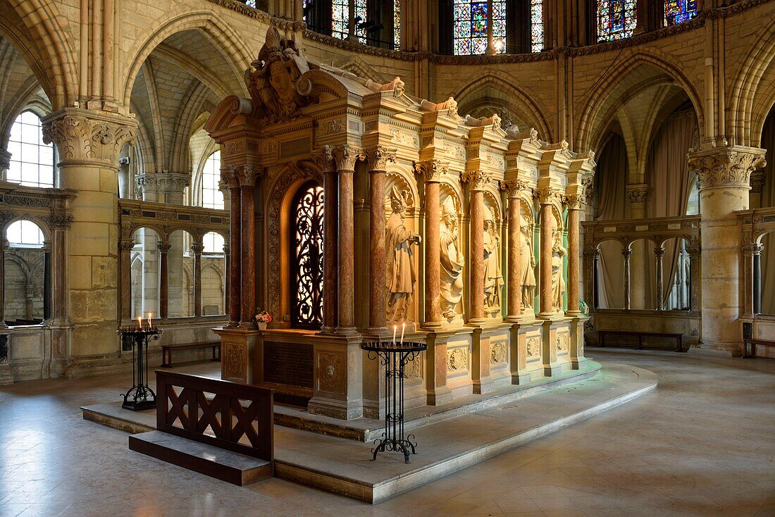 Frankreich,Marne,Reims,Basilika Saint Remi,Grabmal des Heiligen Remi