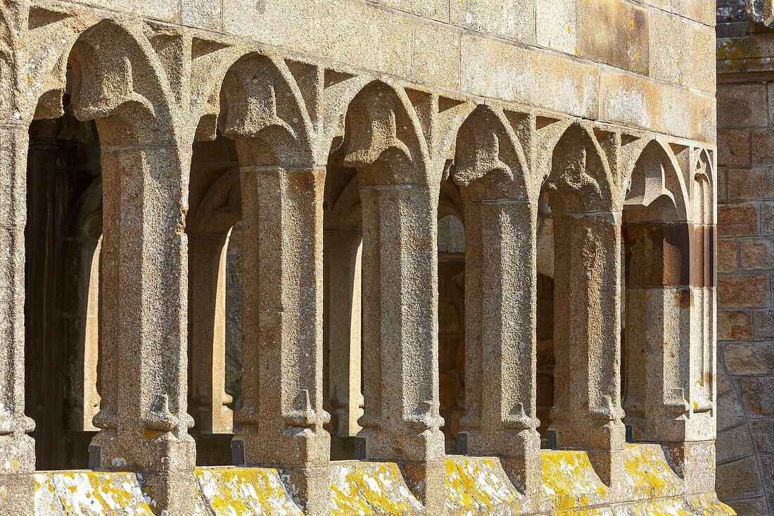 Frankreich,Manche,Bucht Mont Saint Michel,Welterbe der UNESCO,Mont Saint Michel,Abteikirche,Detail der Fassade