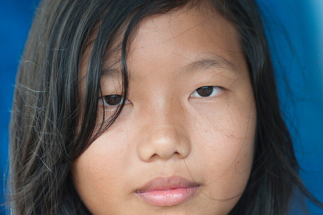Frankreich,Französisch-Guayana,Kakao,junges Hmong-Mädchen