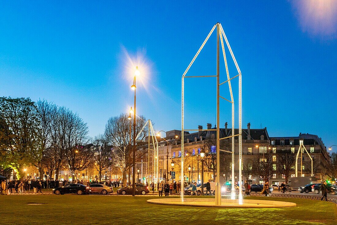 France,Paris (75),the Champs-Elysées roundabout,the new fountains designed by the Bourroullec brothers,inaugurated on 21/03/2019