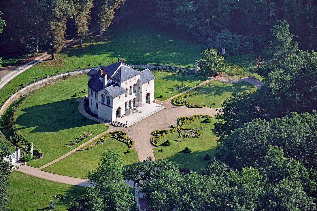 Frankreich,Indre,Berry,Valencay,La Garenne Estate,das Jagdhaus (Luftaufnahme)