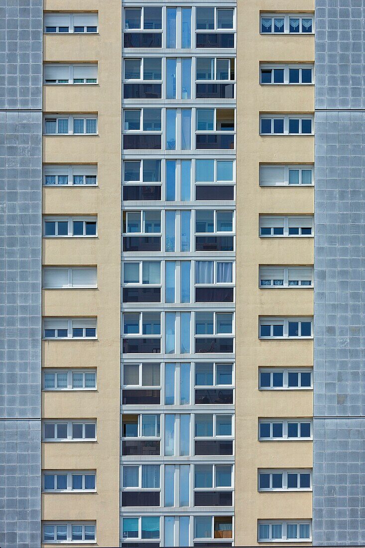 France,Meurthe et Moselle,Nancy,facade of an apartment building for the National Gendarmerie on General Leclerc avenue