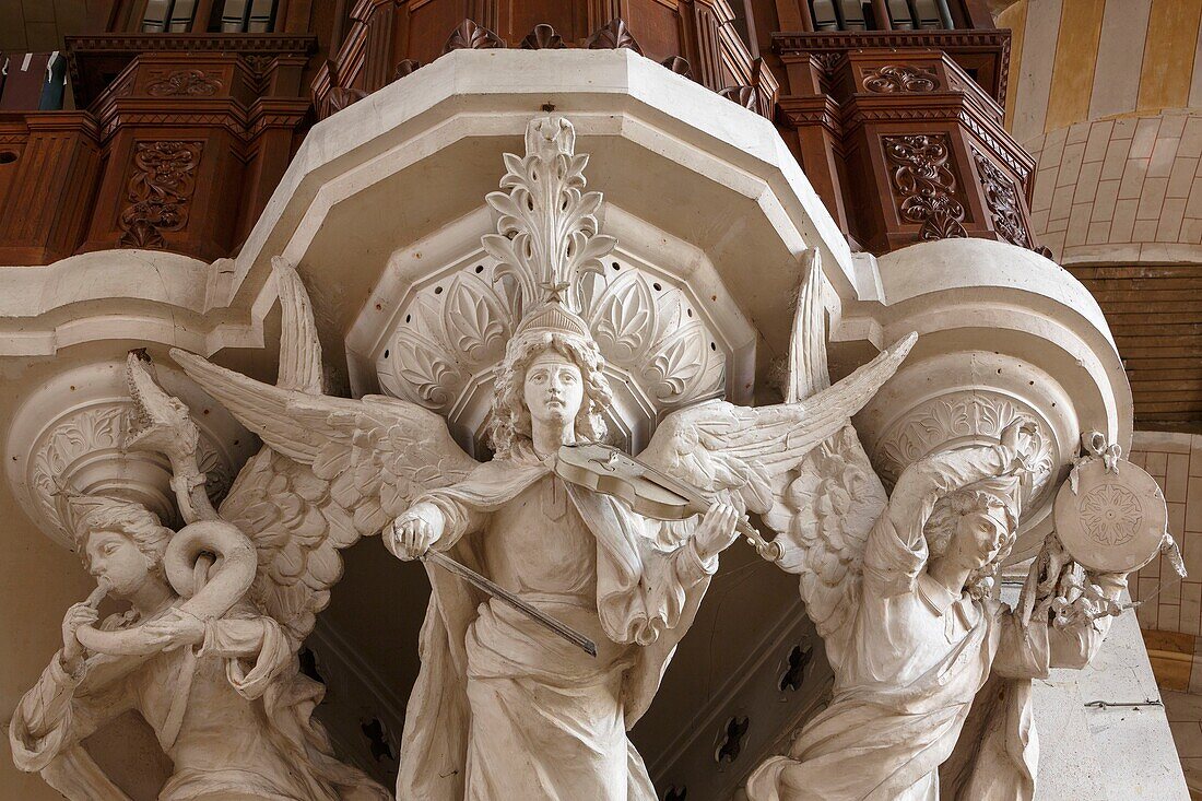 Frankreich,Meurthe et Moselle,Nancy,Basilika Sacre Coeur von Nancy im römisch-byzantinischen Stil,Statuengruppe, die die Orgel von Charles Didier Van Caster (1907) trägt