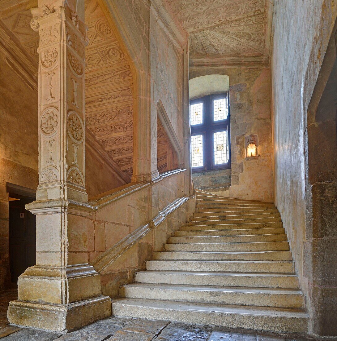 France,Lot,near Saint Cere,Saint Jean Lespinasse,Le Chateau de Montal,the Renaissance Staircase