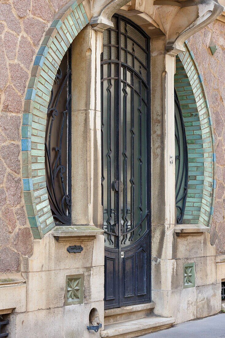 France,Meurthe et Moselle,Nancy,detail of an Art Nouveau door in Rue Bassompierre (Bassompierre street)