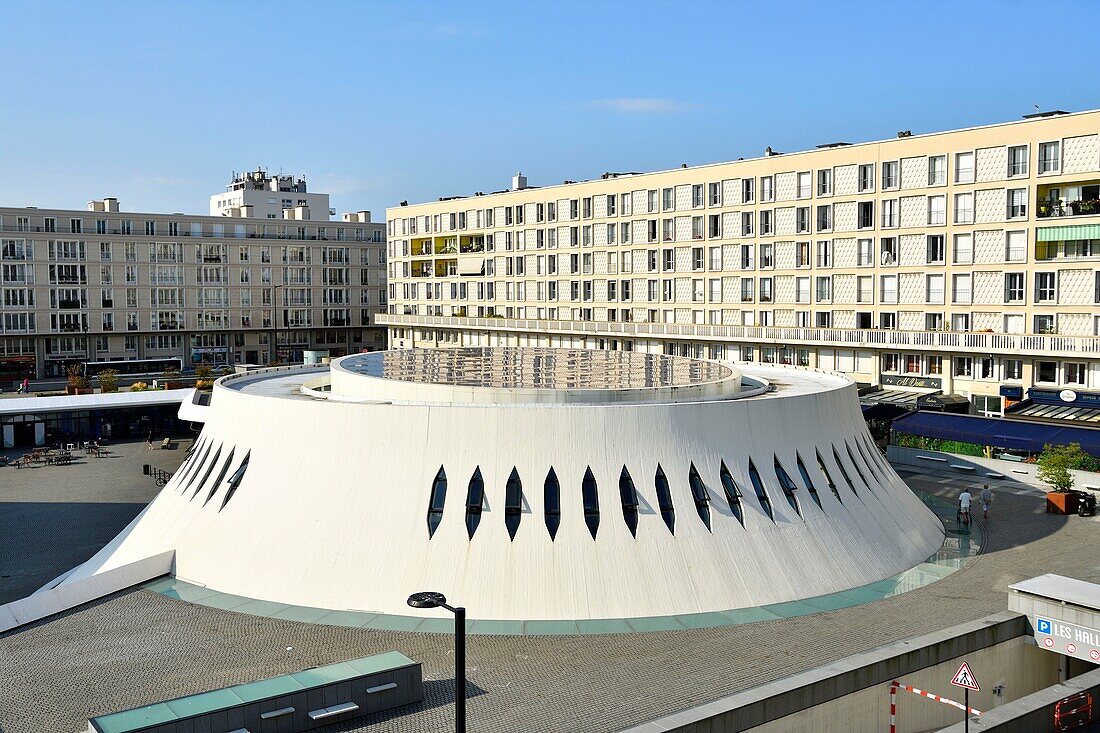 Frankreich,Seine Maritime,Le Havre,von Auguste Perret wiederaufgebaute Stadt, die von der UNESCO zum Weltkulturerbe erklärt wurde,Raum Niemeyer,Kleiner Vulkan von Oscar Niemeyer,Bibliothek