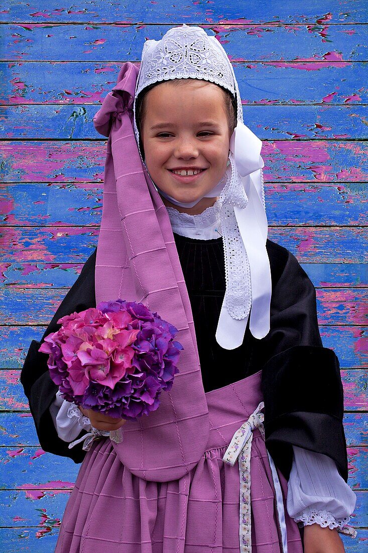 France,Finistere,Festival of Embroiderers of Pont l'Abbé,Circle Breizh a Galon de Plovan,Child Costume