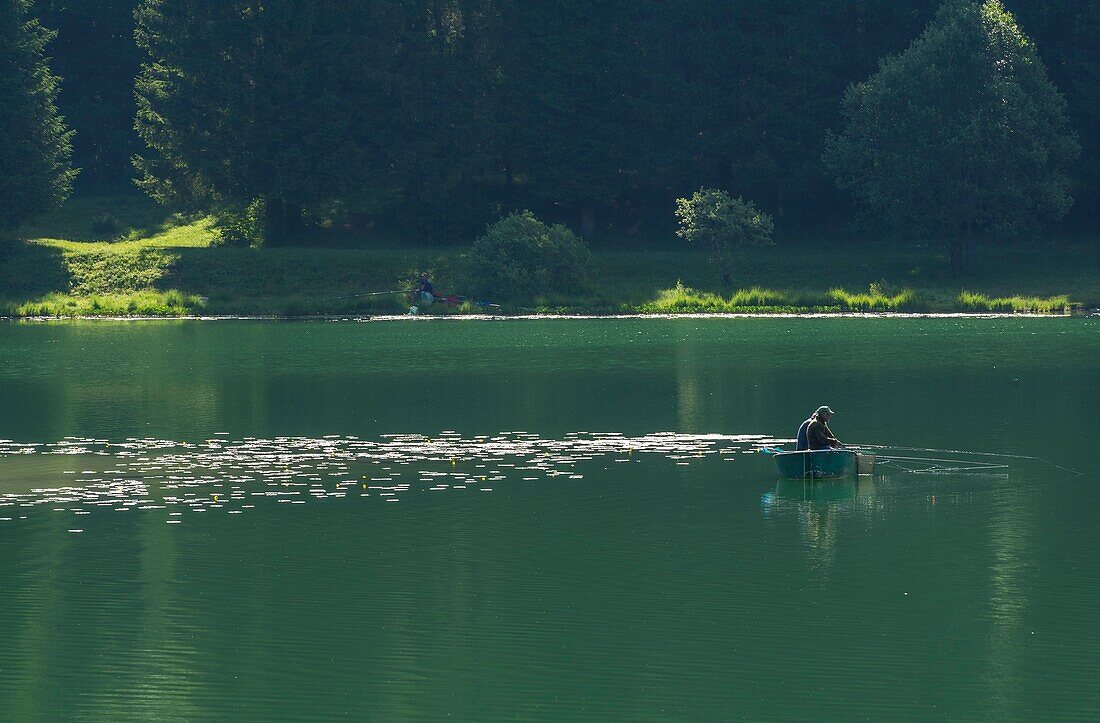 Frankreich,Ain,Oyonnax,Genin-See,ein Naturjuwel in der Stadt Charix im Jura-Gebirge