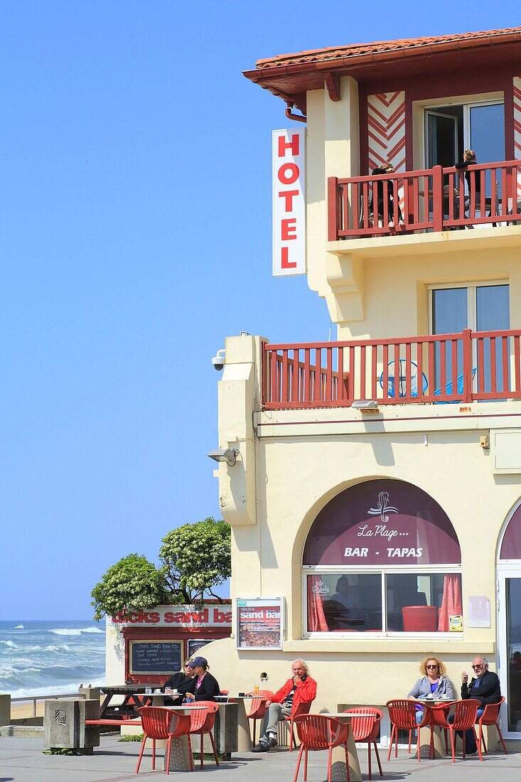 Frankreich,Landes,Region Maremne,Silberküste,Soorts Hossegor,Strandpromenade mit dem Hotel La Plage an der Atlantikküste