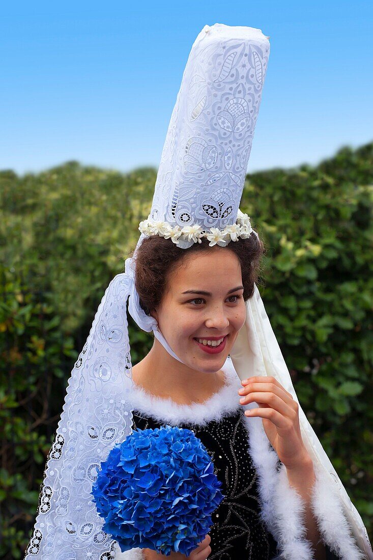 France,Finistere,Festival of Embroiderers of Pont l'Abbé,Cercle Breizh a Galon de Plovan,Bigouden bridal costume 1940