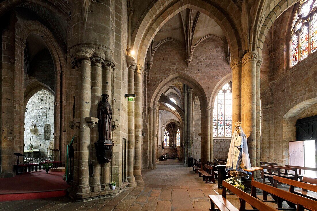 France,Cotes d'Armor,Guingamp,Notre Dame de Bon Secours basilica