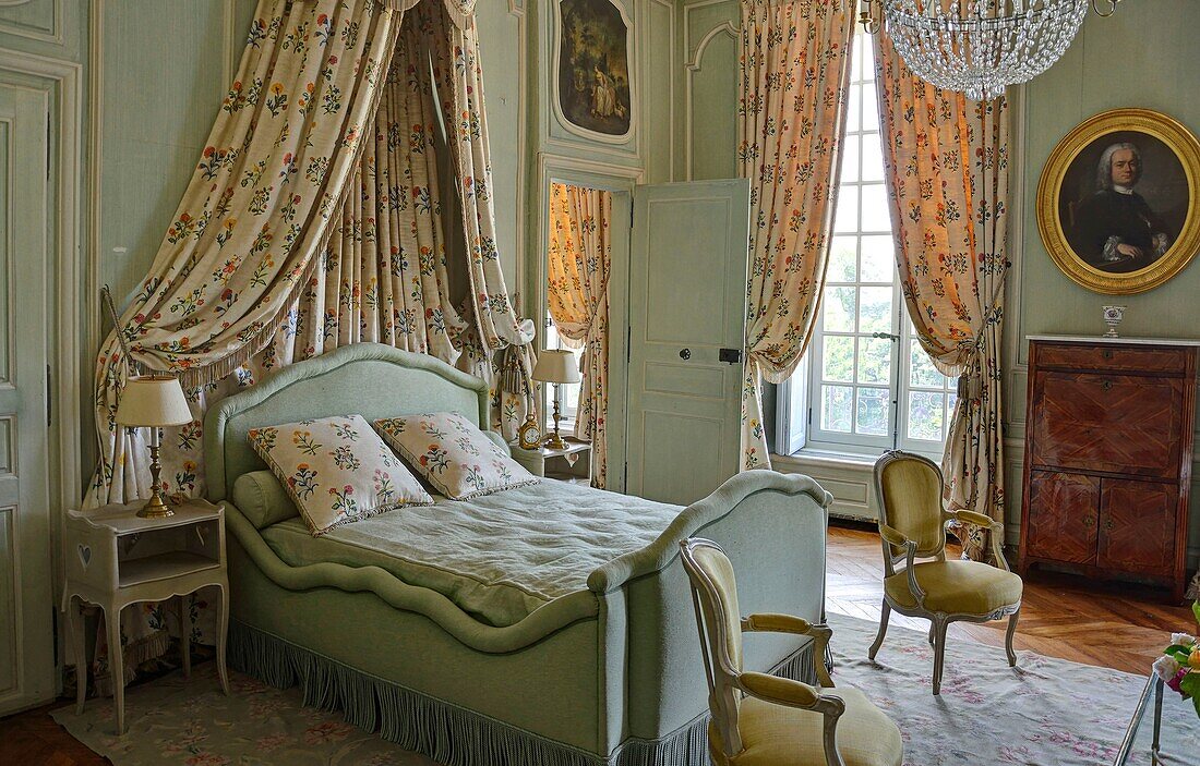 France,Aube,La Motte Tilly,La Motte Tilly castle,bedroom