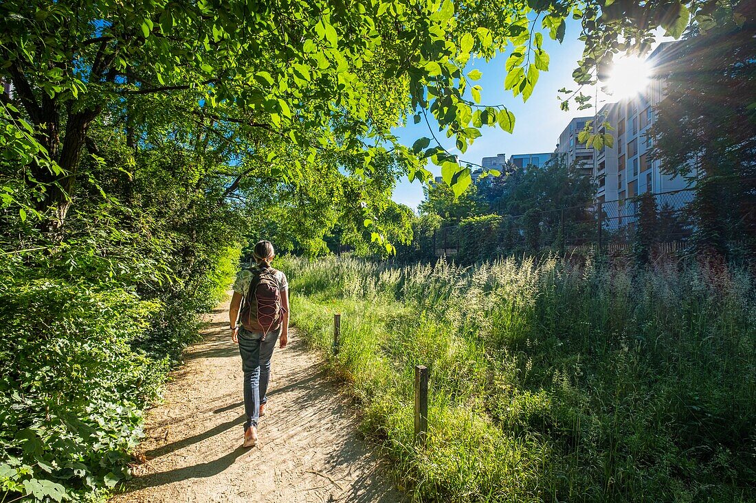 France,Paris,along the GR® Paris 2024 (or GR75),metropolitan long-distance hiking trail created in support of Paris bid for the 2024 Olympic Games,Bel-Air district,Charles-Péguy square