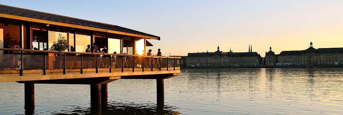 France,Gironde,Bordeaux,area listed as World Heritage by UNESCO,the banks of Garonne river,Quai des Queyries,L'Estacade restaurant