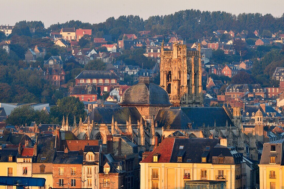 Frankreich,Seine Maritime,Pays de Caux,Cote d'Albatre,Dieppe,Saint Jacques Kirche aus dem 13.