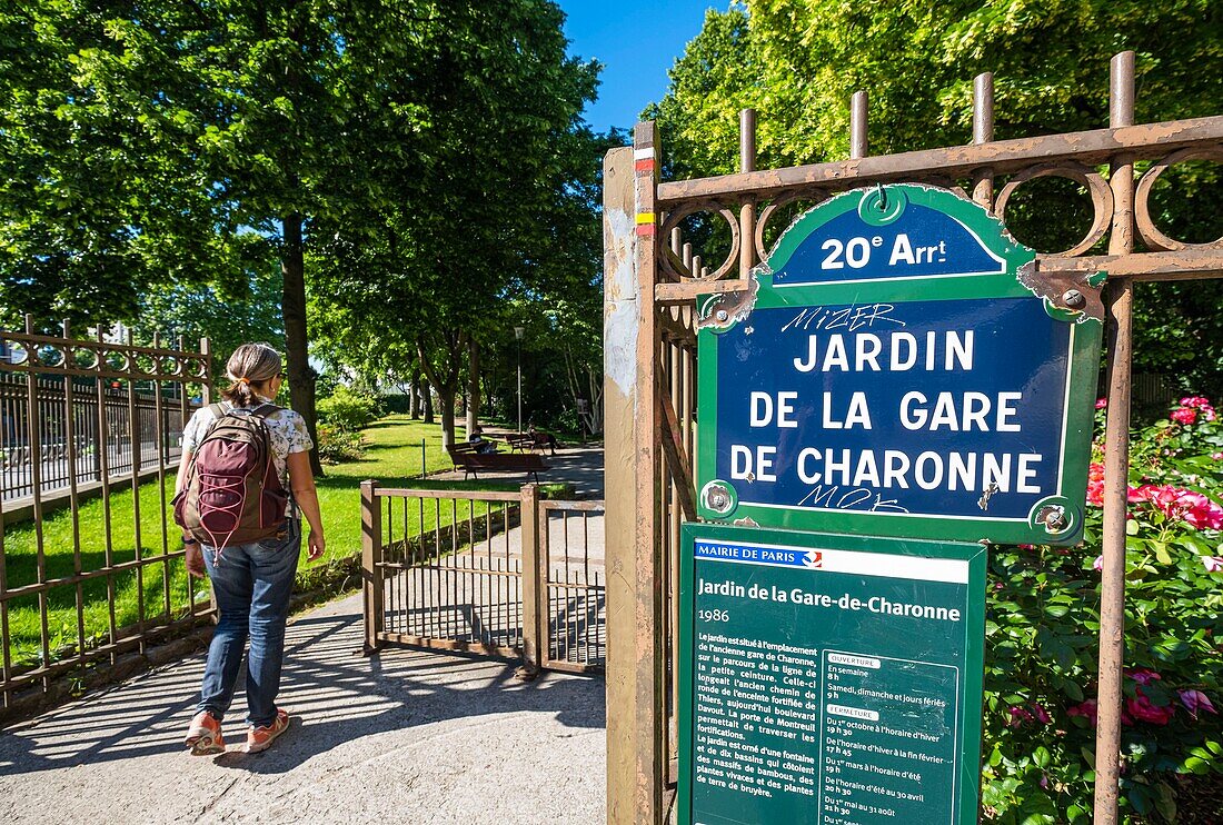 Frankreich,Paris,entlang des GR® Paris 2024 (oder GR75),Fernwanderweg der Metropole, der zur Unterstützung der Pariser Bewerbung für die Olympischen Spiele 2024 angelegt wurde,Stadtteil Charonne,Garten des Gare de Charonne