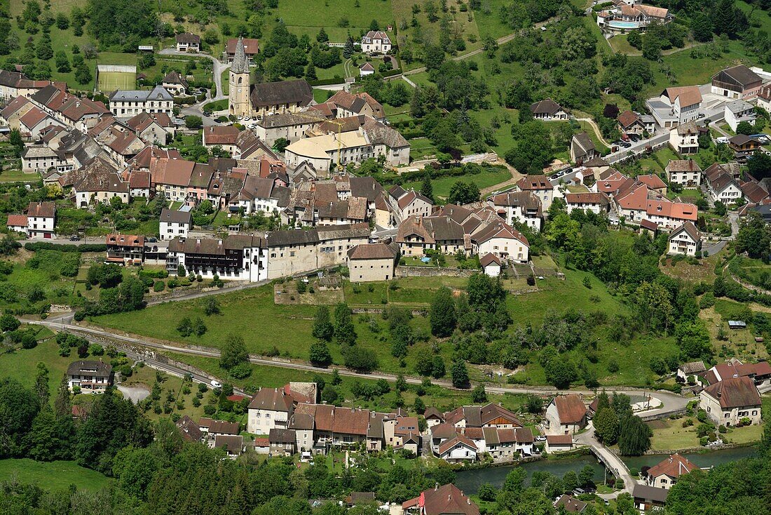 Frankreich,Doubs,Mouthier Haute Pierre,Blick auf das Dorf vom Belvedere du Moine