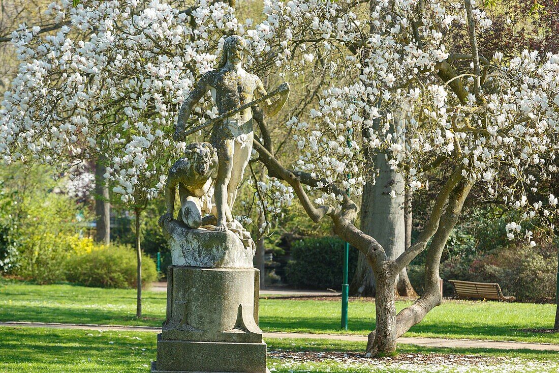 France,Meurthe et Moselle,Nancy,Parc de la Pepiniere (Pepiniere public garden) next to Stanislas square (former royal square) built by Stanislas Leszczynski,King of Poland and last Duke of Lorraine in the 18th century,listed as World Heritage by UNESCO,group of statues called "On Veille" (1885) by Edmond Desca made of white marble