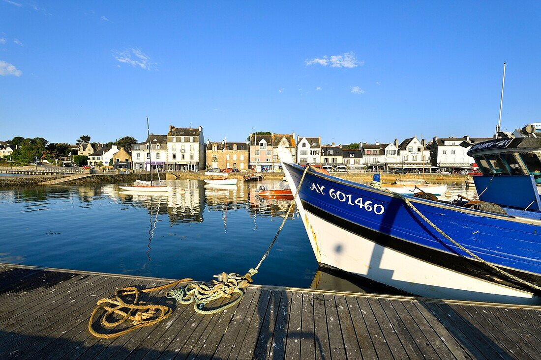 France,Morbihan,La Trinite sur Mer,the harbour,Crac'h River