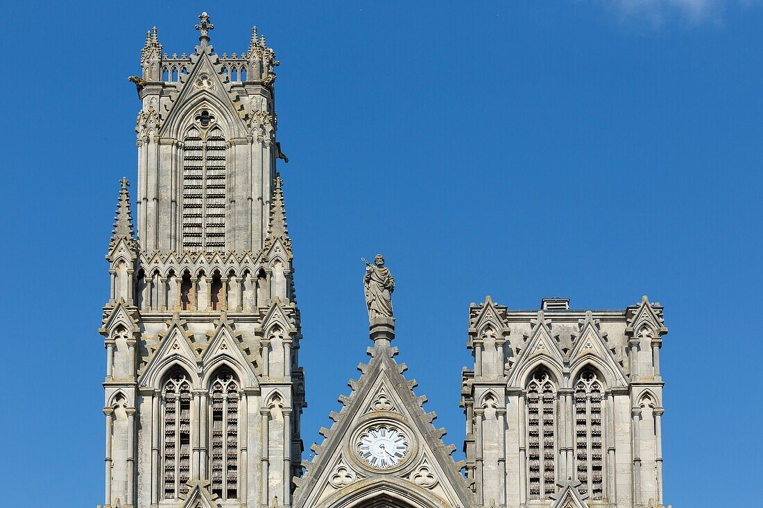 Frankreich,Meurthe et Moselle,Nancy,Kirche Saint Pierre aus dem 19. Jahrhundert im neugotischen Stil an der Avenue De Lattre de Tassigny