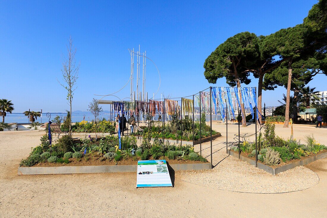 Frankreich,Alpes Maritimes,Antibes Juan les Pins,Gartenfestival der Côte d'Azur 2019,Garten Vertraue sie dem Wind von Giorgio Broccardo,Daniela Donisi,Fabrizio Duca und Riccardo Bianchi