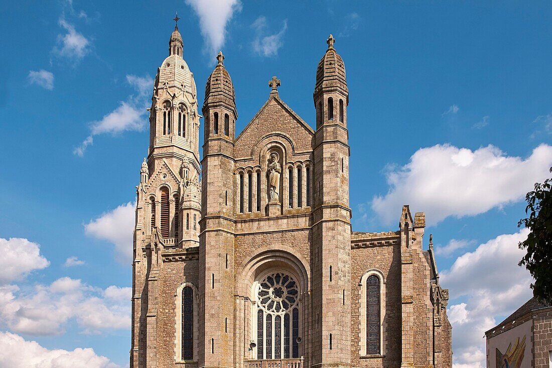 Frankreich,Vendee,Saint Laurent sur Sevre,Basilika St. Louis Marie Grignion de Monfort