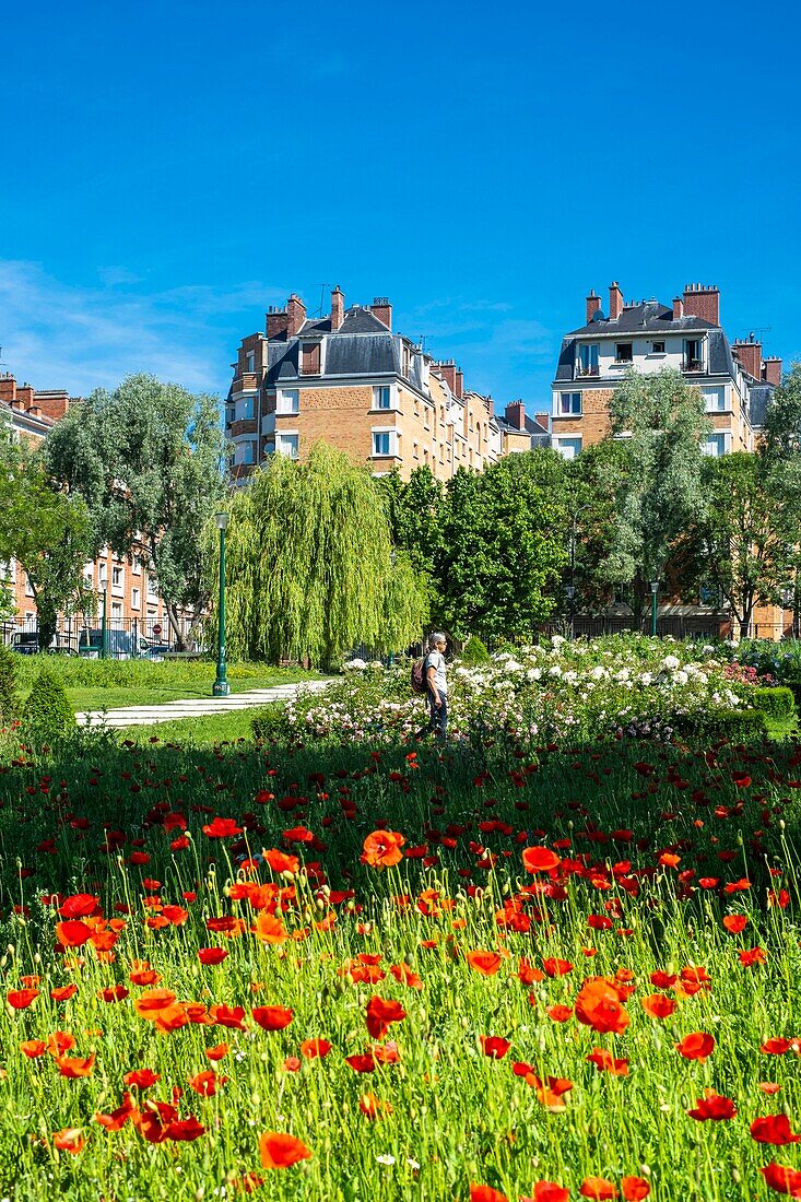 France,Paris,along the GR® Paris 2024 (or GR75),metropolitan long-distance hiking trail created in support of Paris bid for the 2024 Olympic Games,Saint-Fargeau district,Square Severine