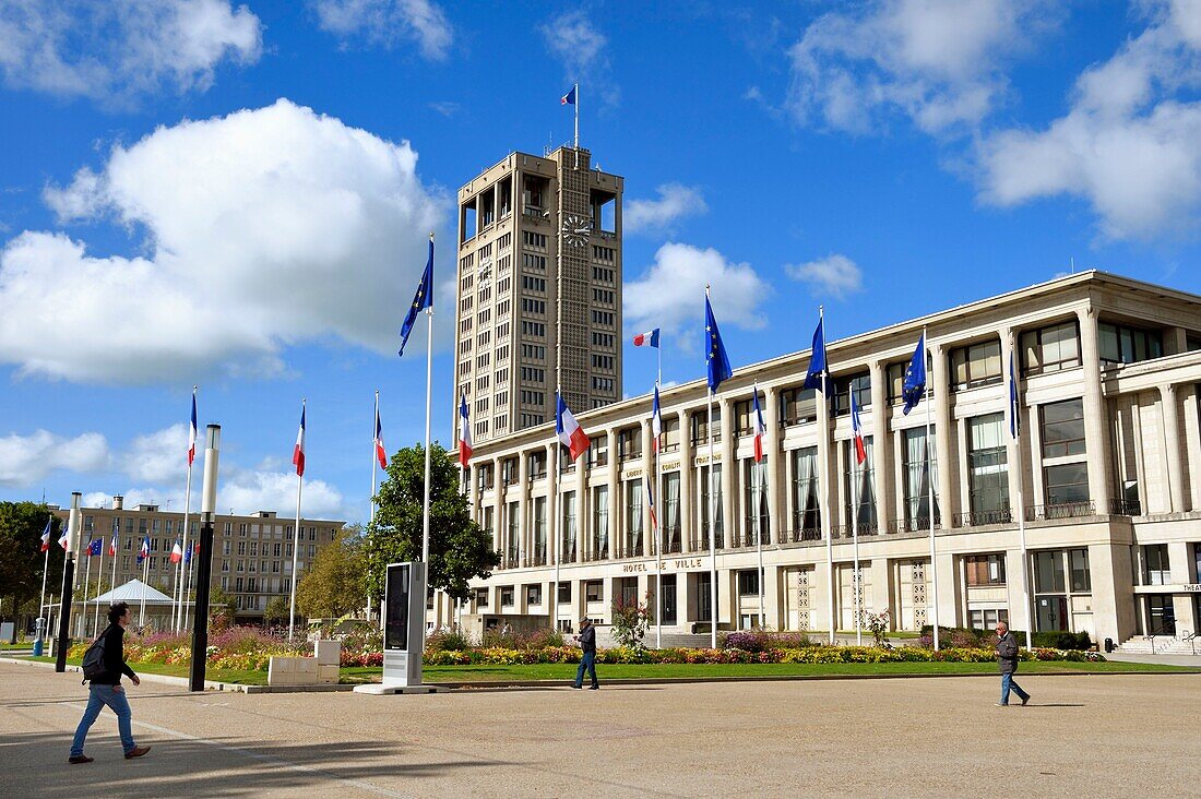 Frankreich,Seine Maritime,Le Havre,Von Auguste Perret wiederaufgebaute Innenstadt,von der UNESCO zum Weltkulturerbe erklärt,das Rathaus von Perret (1958)