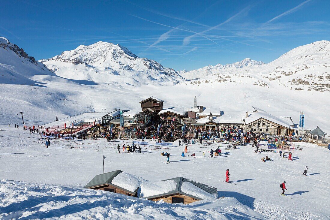 France,Savoie,Vanoise Massif,Val d'Isere,daille gondola lift,La Folie Douce ambiance bar