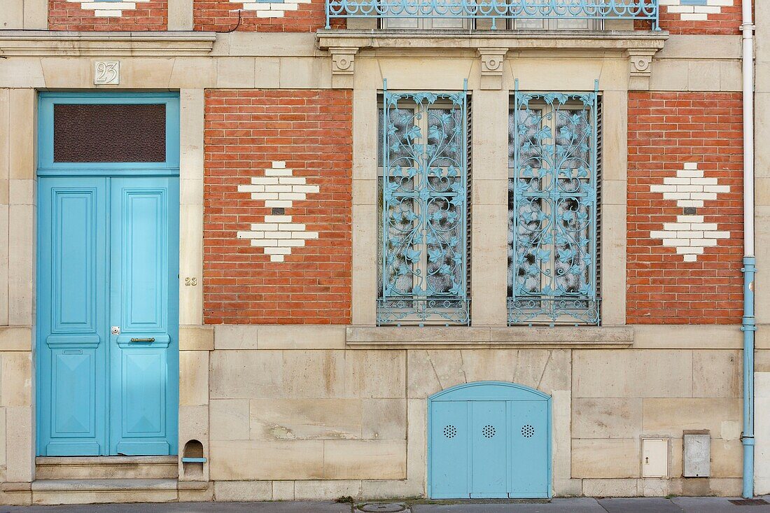 Frankreich,Meurthe et Moselle,Nancy,Fassade eines Hauses in der Straße Laxou