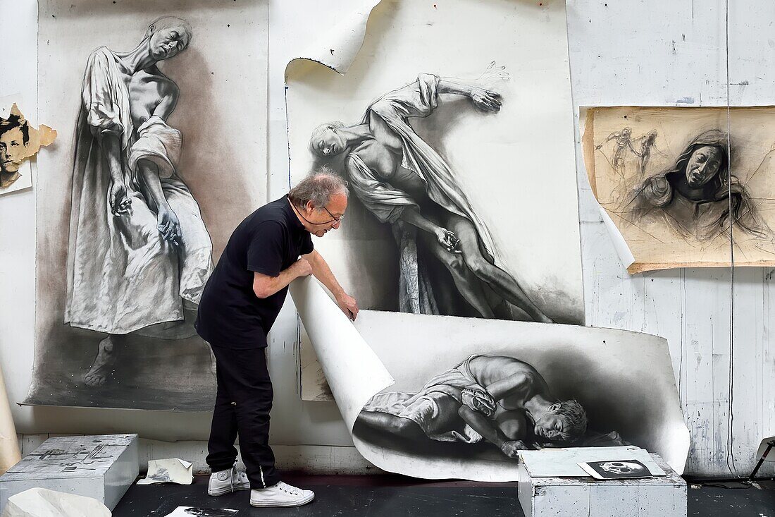 France,Ivry sur Seine,the artist Ernest Pignon-Ernest in his studio