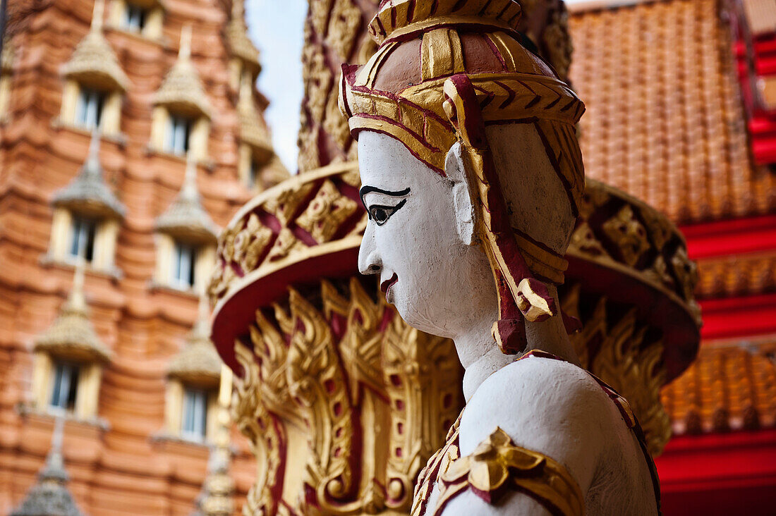 Thailand,Wat Tham Seu oder Großer-Buddha-Tempel,Kanchanaburi