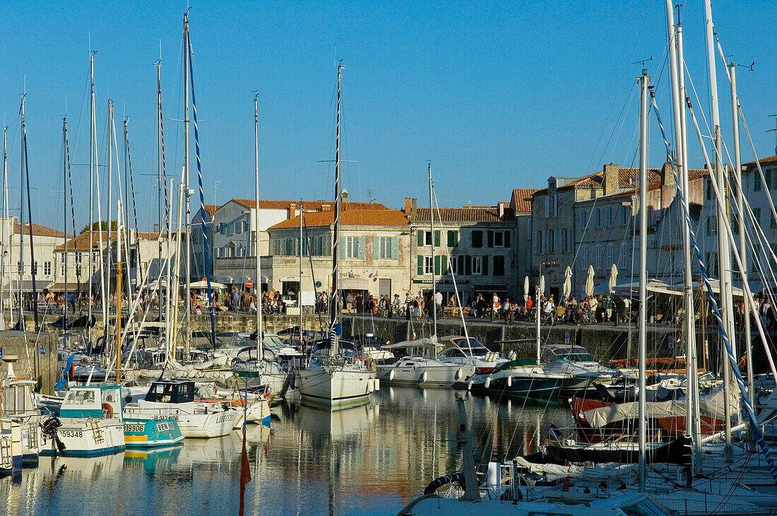 Frankreich,Hafen von Saint Martin-de-Re auf der Ile de Re, Poitou-Charentes