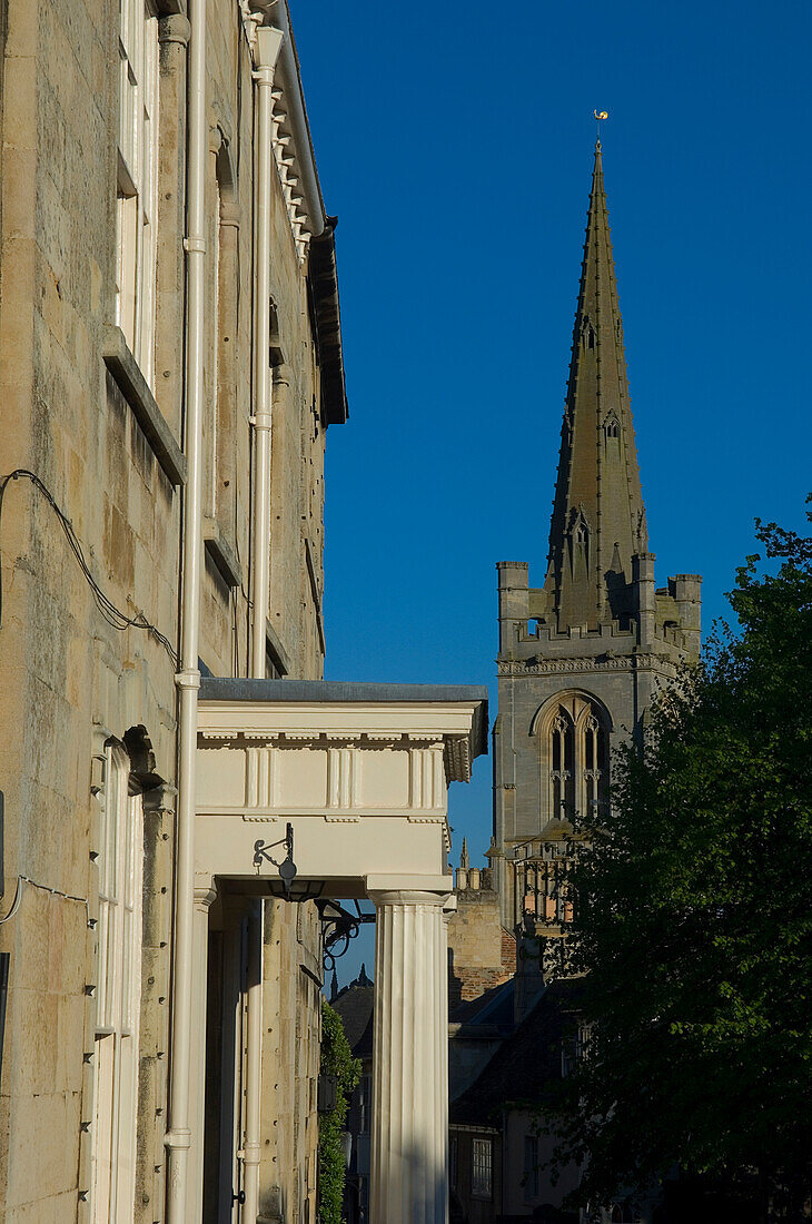 Blick auf die Allerheiligenkirche von Barn Hill, Stamford, Lincolnshire, England