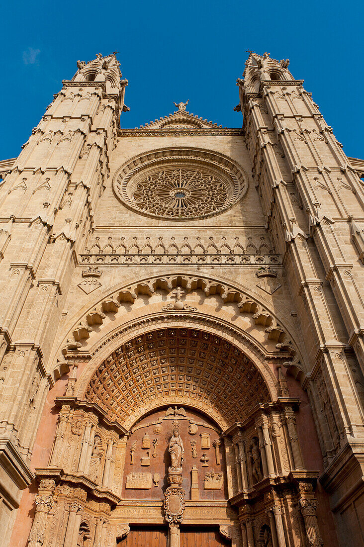 Spanien,Mallorca,Vor der Kathedrale von Palma,Palma