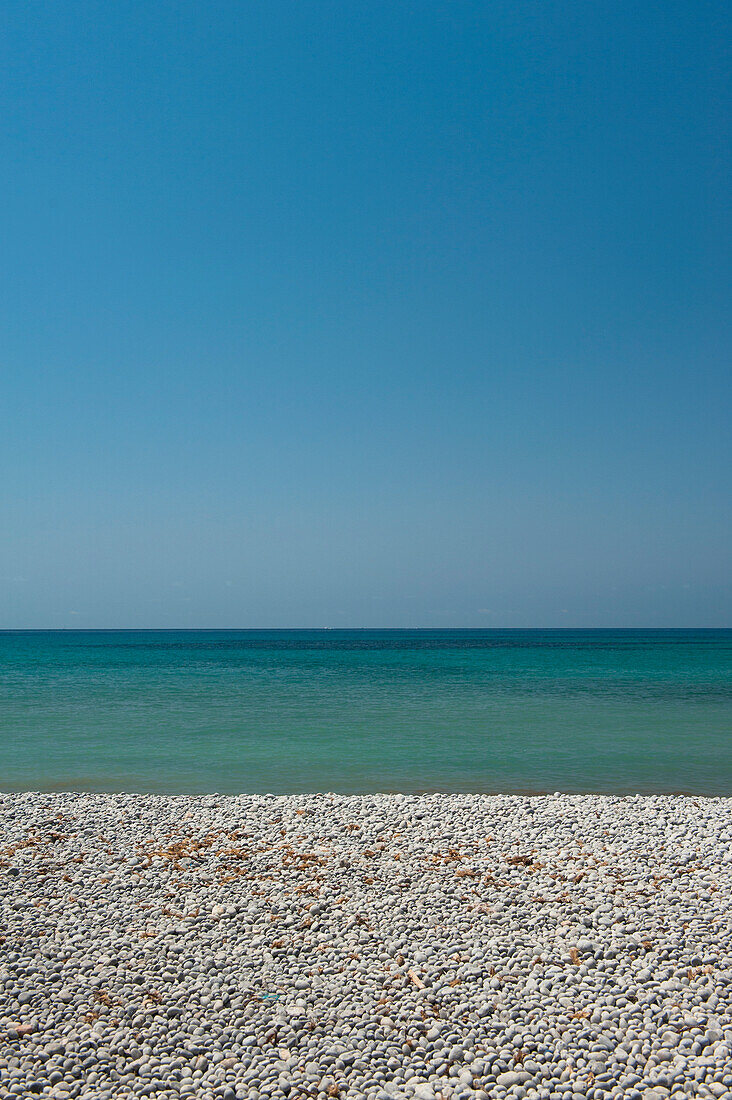 Spanien,Blick auf das Meer vom Strand Sa Caleta,Ibiza