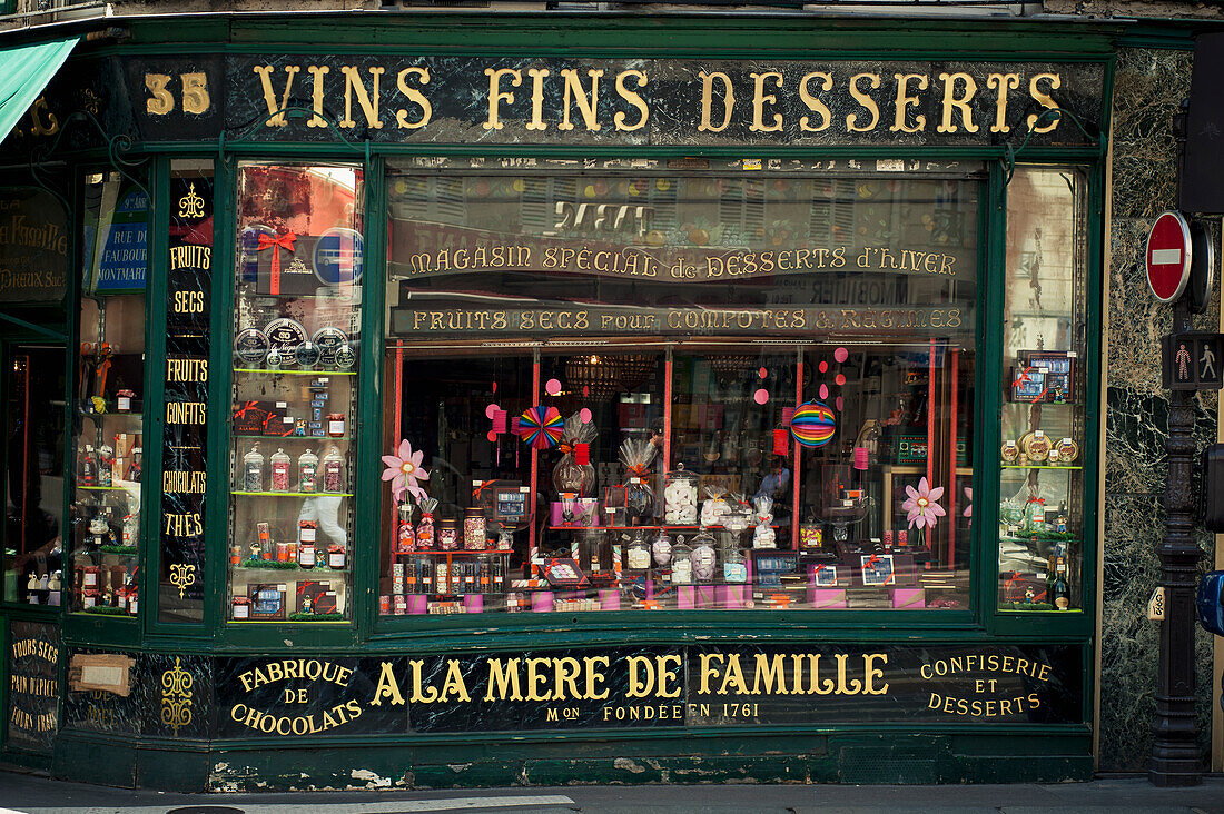 France,Traditional candy store,Paris