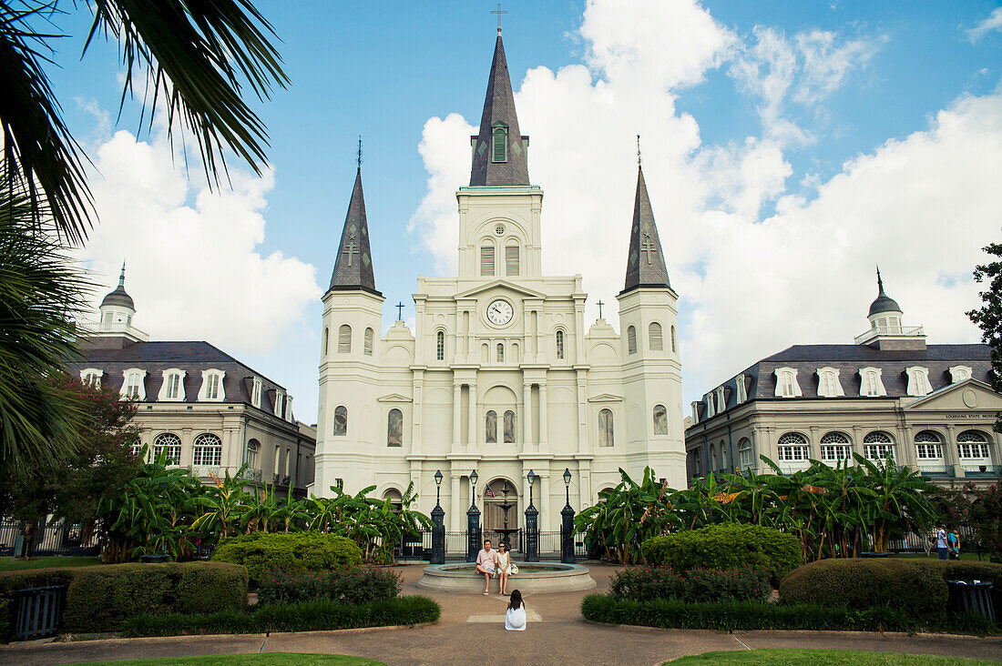 USA,Louisiana,French Quarter,New Orleans,View of Saint Louis Cathedral