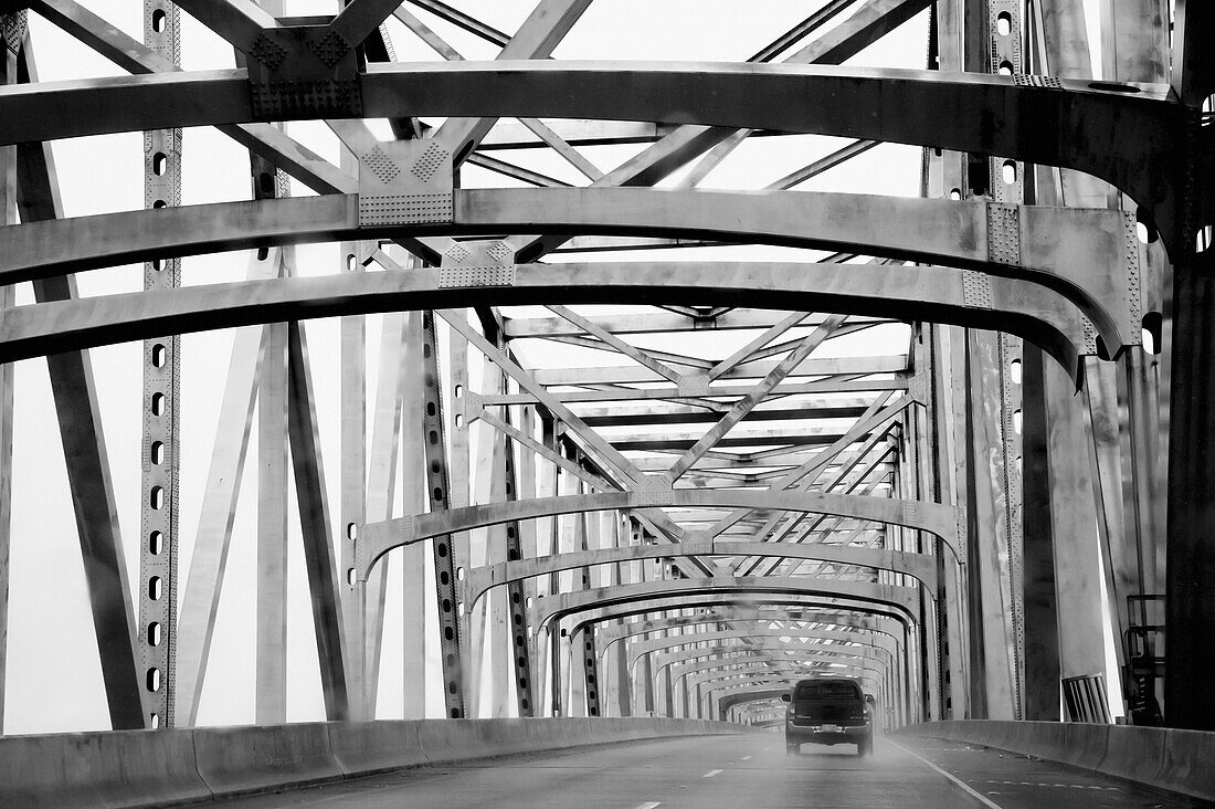 USA,Louisiana,Bridge over Mississippi river,Vacherie