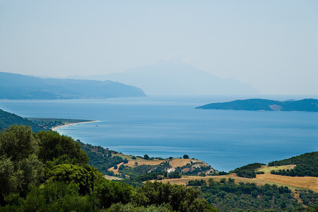 Griechenland,Blick über die Küste des Mittelmeers,Chalkidiki