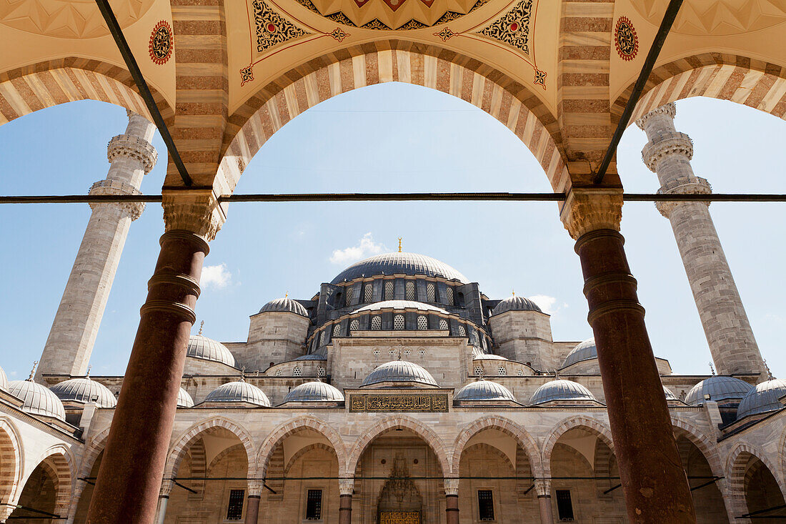 Suleymaniye Mosque In Bazaar District,Istanbul,Turkey